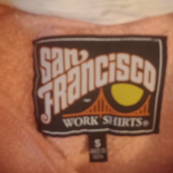 Very nice salmoned colored men's hoodie - Picture 2 of 3